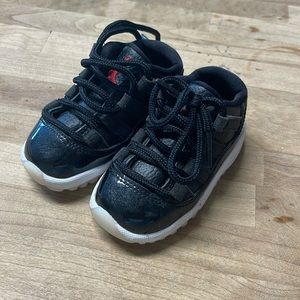 Jordan 11 Low retro